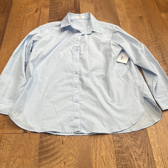 NWT Cherish Woman’s Multi Color Skull Light Blue Button Down Size S - Picture 1 of 7